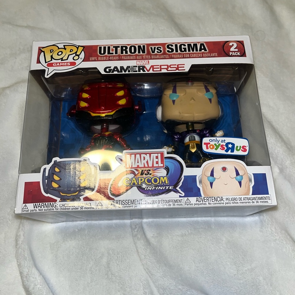 Ultron vs Sigma toys r us exclude very rare has a mistake
